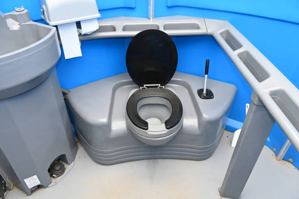 Best Porta potty rental near me  in Winsted, MN