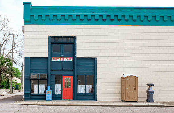 Best Luxury portable toilet rental  in Winsted, MN